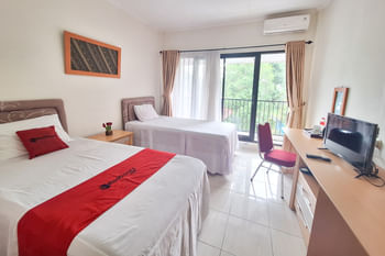 RedDoorz Resort @ Tridaya Cisarua Puncak