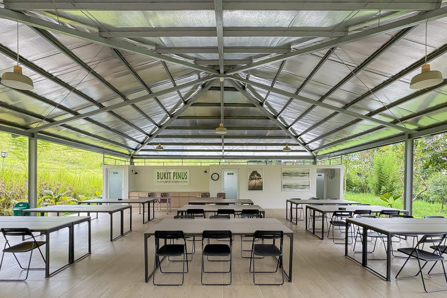 RedDoorz near Dusun Bambu Resort