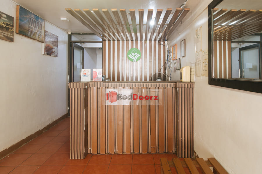 RedDoorz near OWWA Pasay