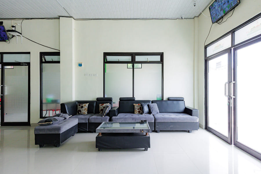 RedDoorz Syariah near Institut Teknologi Sumatera ITERA Lampung