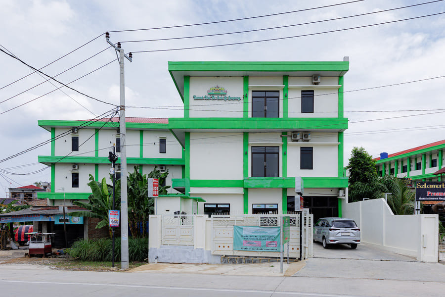 RedDoorz Syariah near Institut Teknologi Sumatera ITERA Lampung