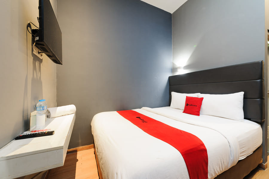 RedDoorz Plus @ Danau Sunter Utara