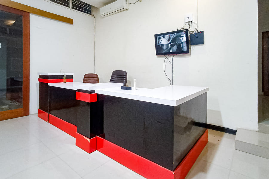 RedDoorz @ RRR Guesthouse Mataram