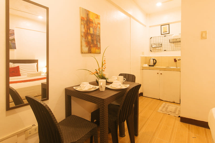 RedDoorz @ City Stay Inns Marilao