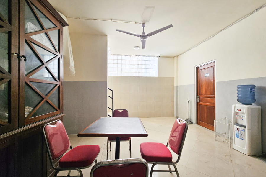 RedDoorz @ Pucang Anom Timur Surabaya