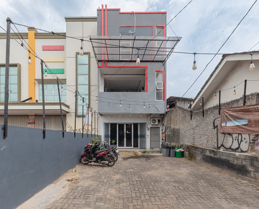 RedDoorz @ Capsule Inn Teuku Umar Lampung