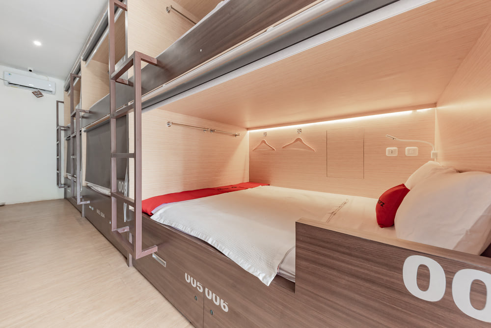 RedDoorz Room