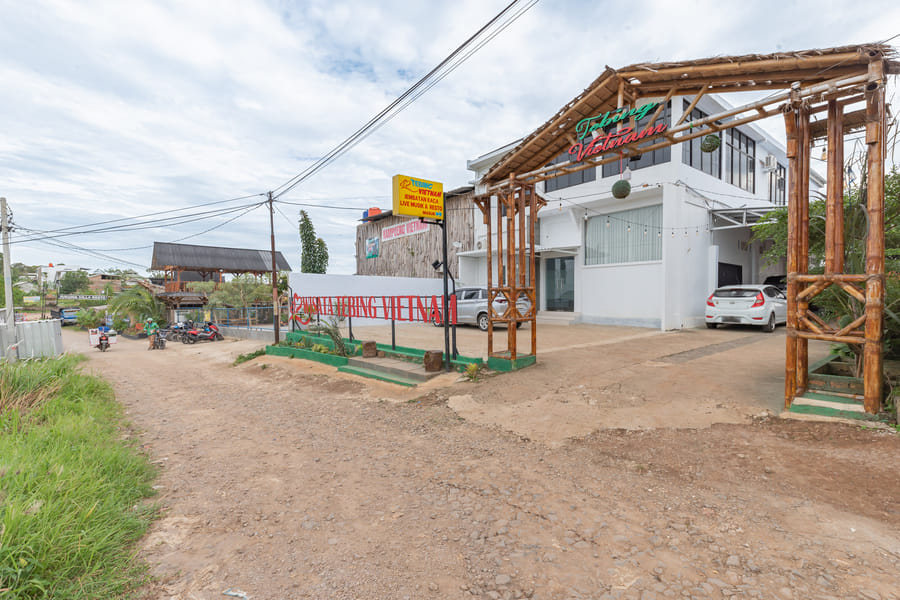 Urbanview Tebing Vietnam Lampung by RedDoorz