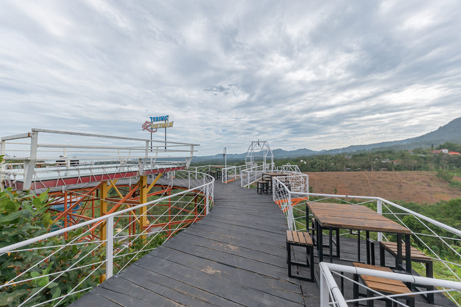 Urbanview Tebing Vietnam Lampung by RedDoorz