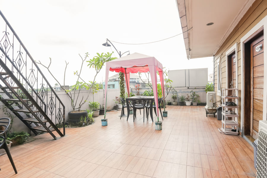 RedDoorz Plus @ Simpang USU Medan