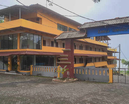 RedDoorz @ Hotel Kumala Pelabuhanratu