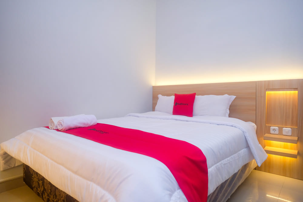 RedDoorz Room
