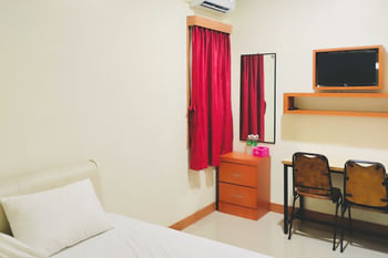RedDoorz Near Tj Uban Bintan Utara
