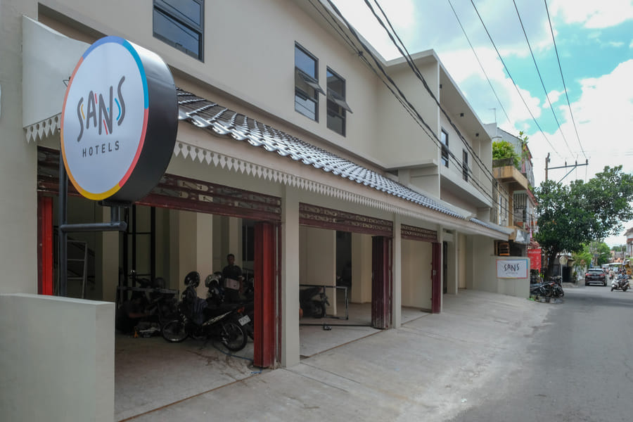 Sans Hotel Beskalan Malioboro