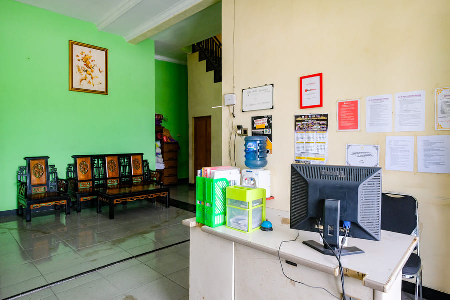 RedDoorz near RSUD Kebumen 2