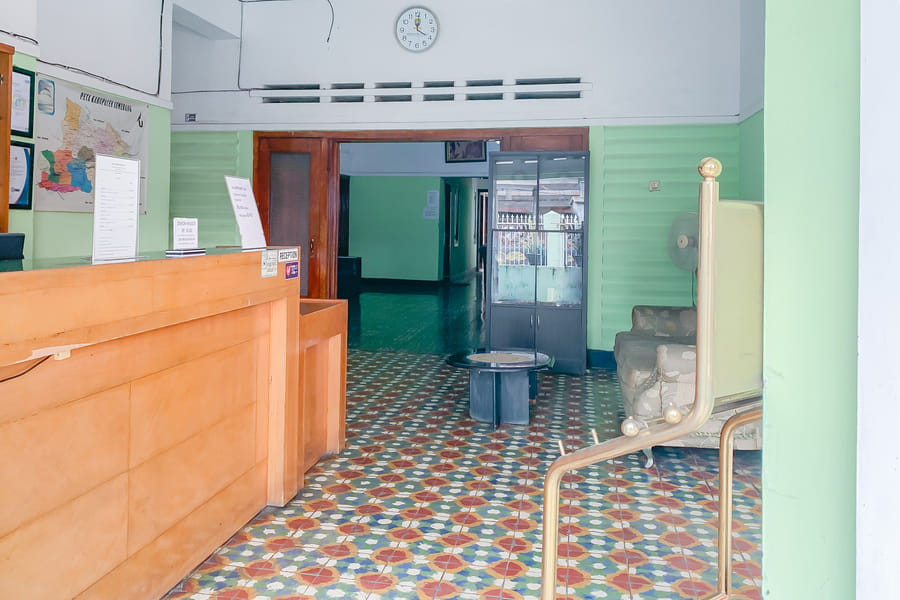 Urbanview Hotel Syariah near UPI Sumedang