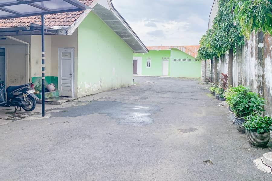 Urbanview Hotel Syariah near UPI Sumedang