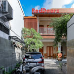 RedDoorz near Mertasari Beach 2