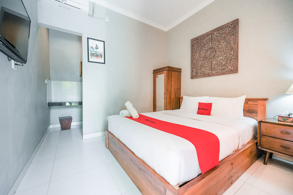 RedDoorz Room
