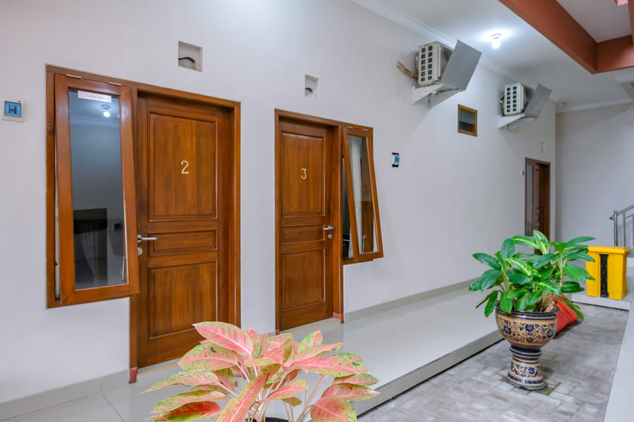 RedDoorz @ Syariah House Purwokerto