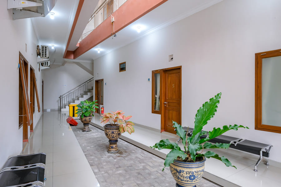 RedDoorz @ Syariah House Purwokerto