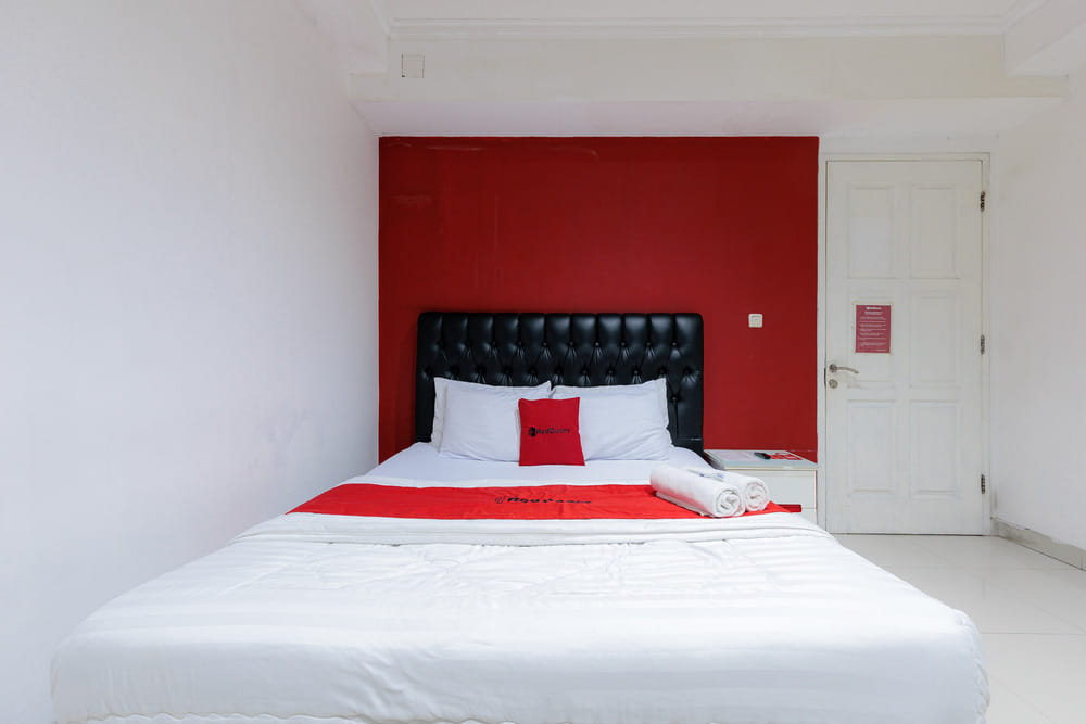 RedDoorz Room