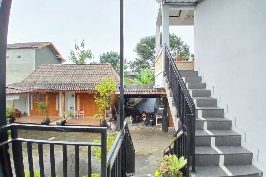 D'Bondowoso Homestay Magelang RedPartner