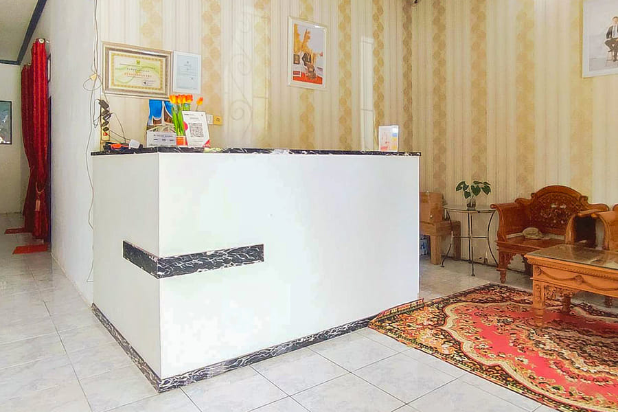 RedDoorz Syariah @ Penginapan Eby Padang