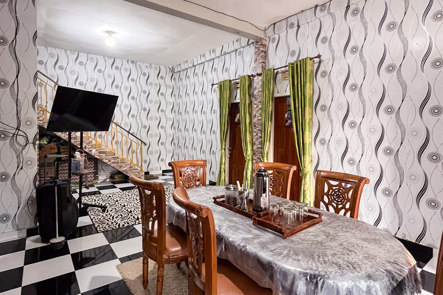 RedDoorz Syariah @ Anggia & Anaqi Homestay Pagar Alam