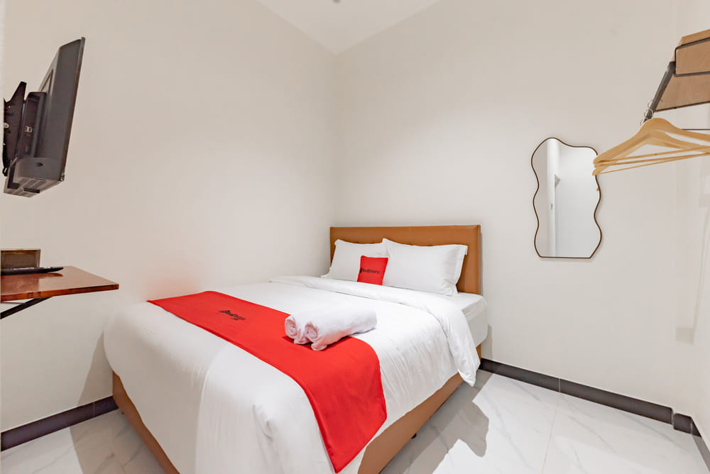 RedDoorz Suite