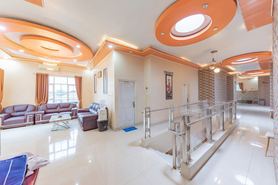 Urbanview Hotel Rifal Home Tegal