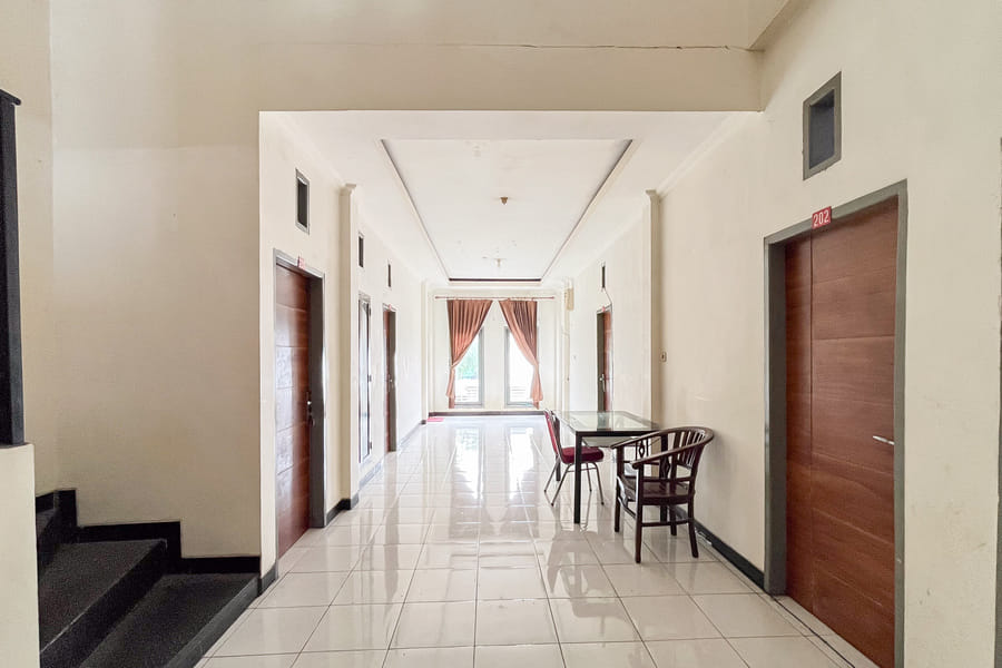 Urbanview Hotel Near GOR Sudiang Maros