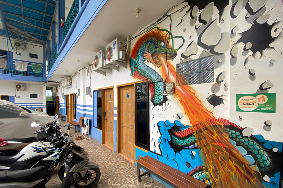 RedDoorz near Exit Tol Paiton