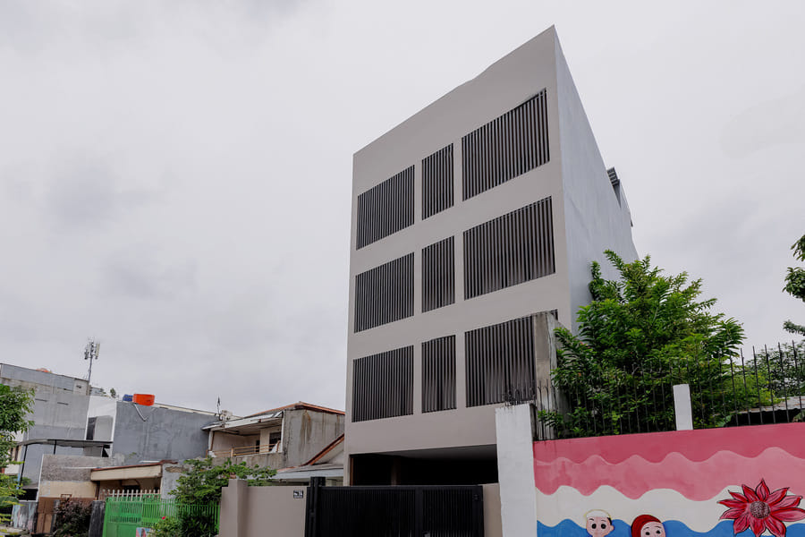 Urbanview Syariah Hotel Senen Jakarta