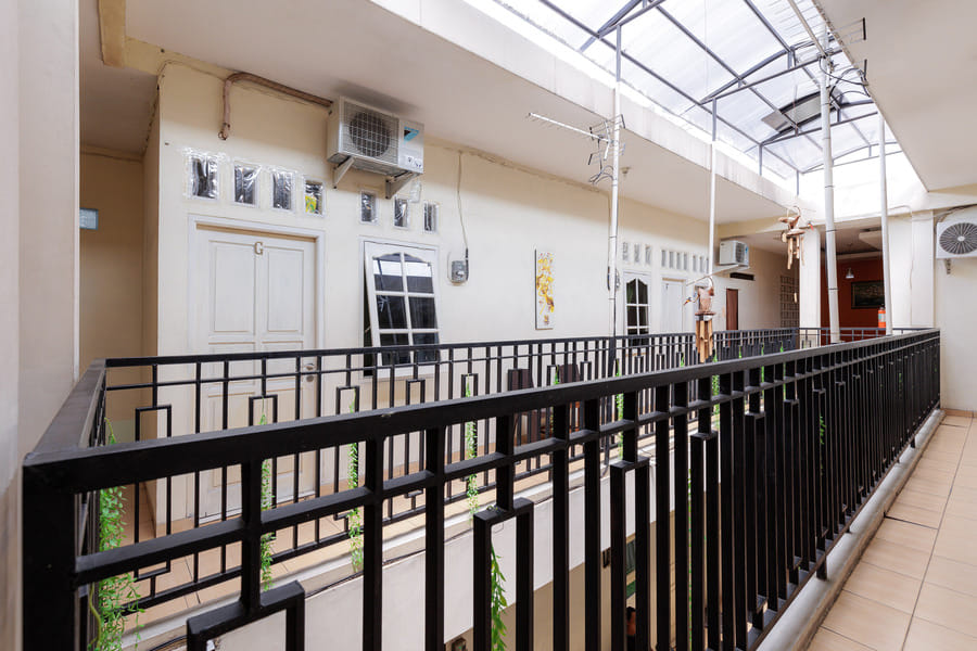 RedDoorz Syariah near Grand Kota Bintang