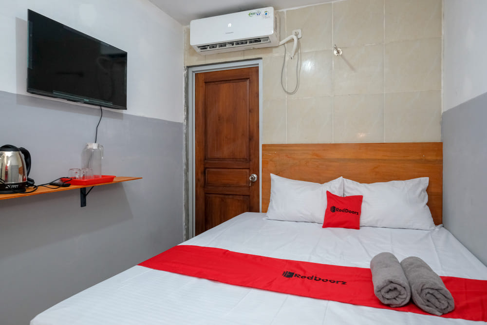 RedDoorz Room