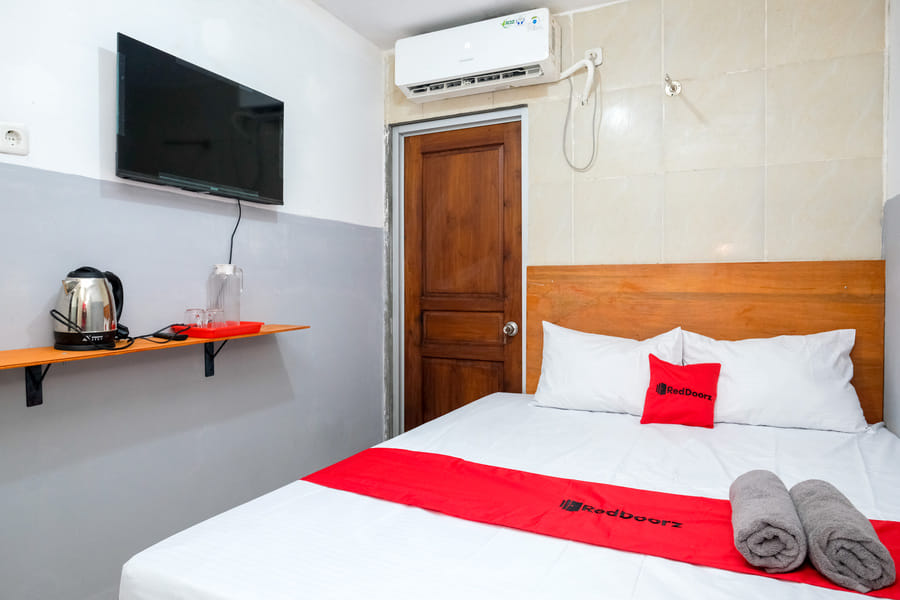 RedDoorz @ Pucang Anom Timur Surabaya