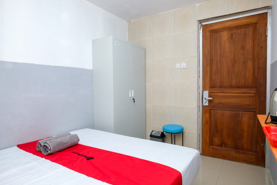 RedDoorz Near Mulyosari