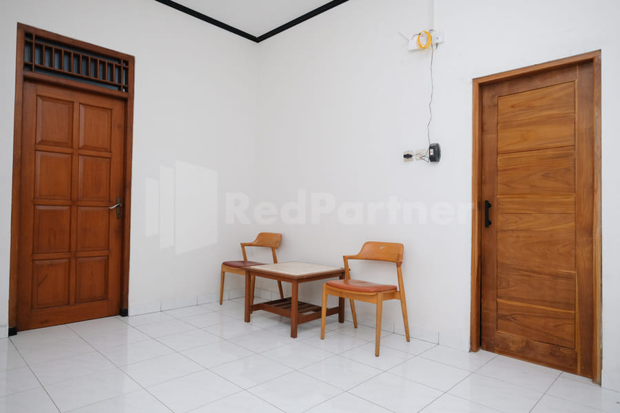 Griya Asri Guest House RedPartner