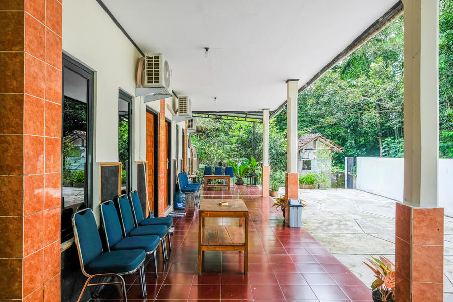 RedDoorz near Museum Gunung Merapi