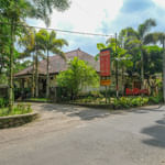 RedDoorz near Museum Gunung Merapi
