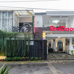 RedDoorz Syariah near Taruna Nusantara Magelang