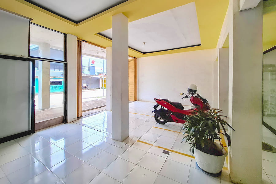 RedDoorz Syariah @ Griya Wahid Alun Alun Batang