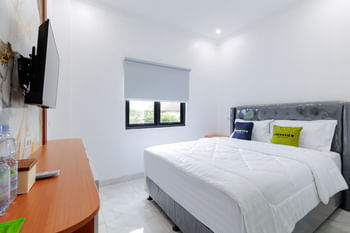 Urbanview Hotel Amira Syariah Bogor