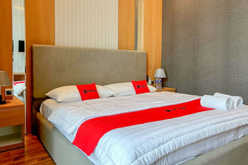 RedDoorz Premium @ Hotel Riyadi Syariah