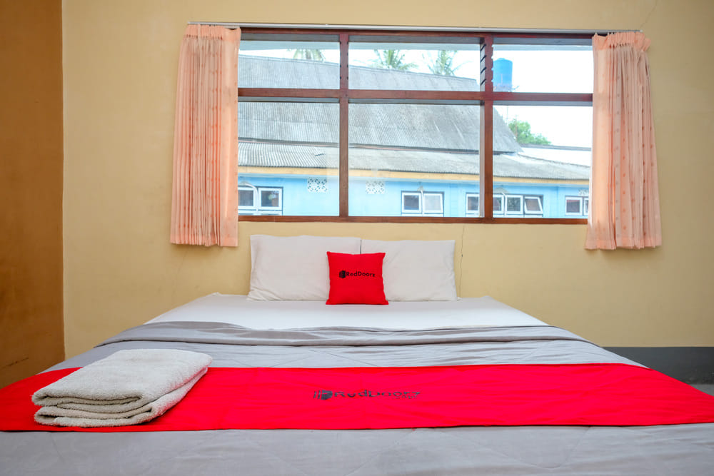 RedDoorz Room