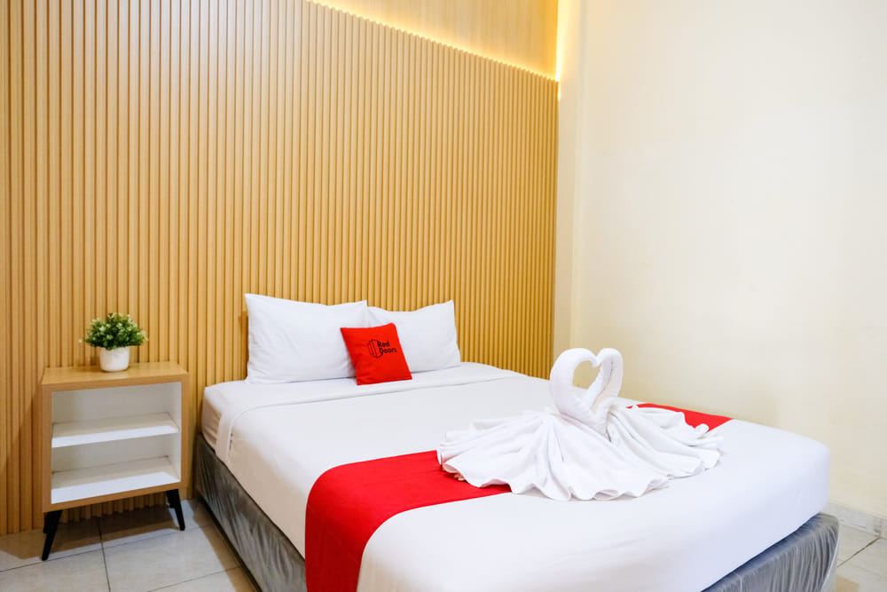 RedDoorz Room