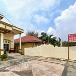 RedDoorz Syariah @ UIN Suska GuestHouse