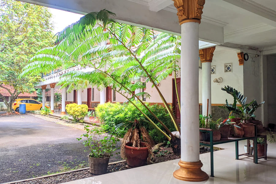 RedDoorz Syariah near Universitas Jenderal Soedirman 3