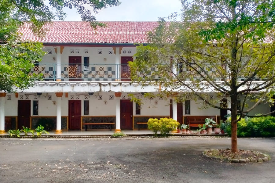 RedDoorz Syariah near Universitas Jenderal Soedirman 3